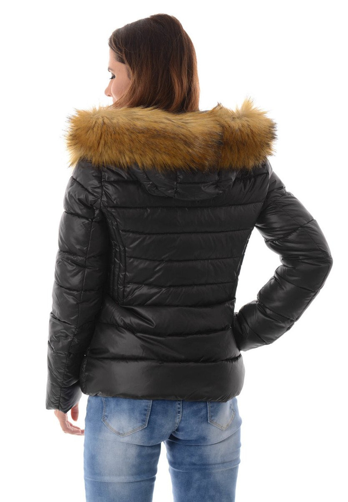 Damska Zimowa Kurtka Ortalionowa Honorata Czarna