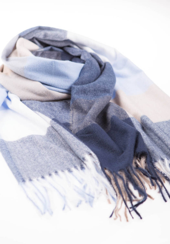 Szal Damski Granatowy W Kratę