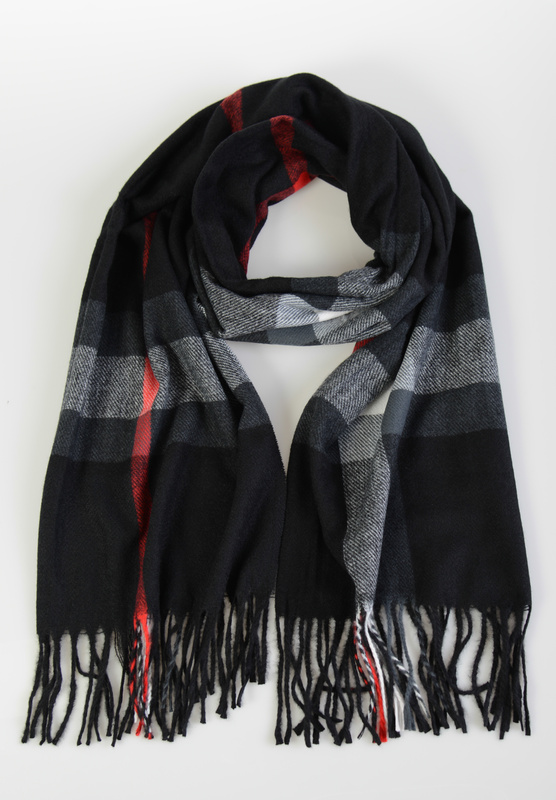 Szal Damski Czarny W Kratę