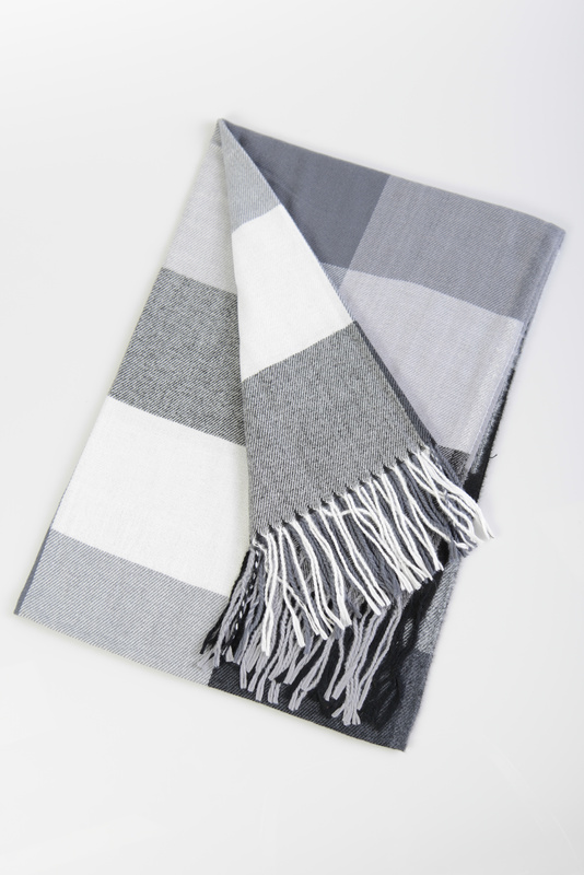 Szal Damski Szaro-Biały W Kratę