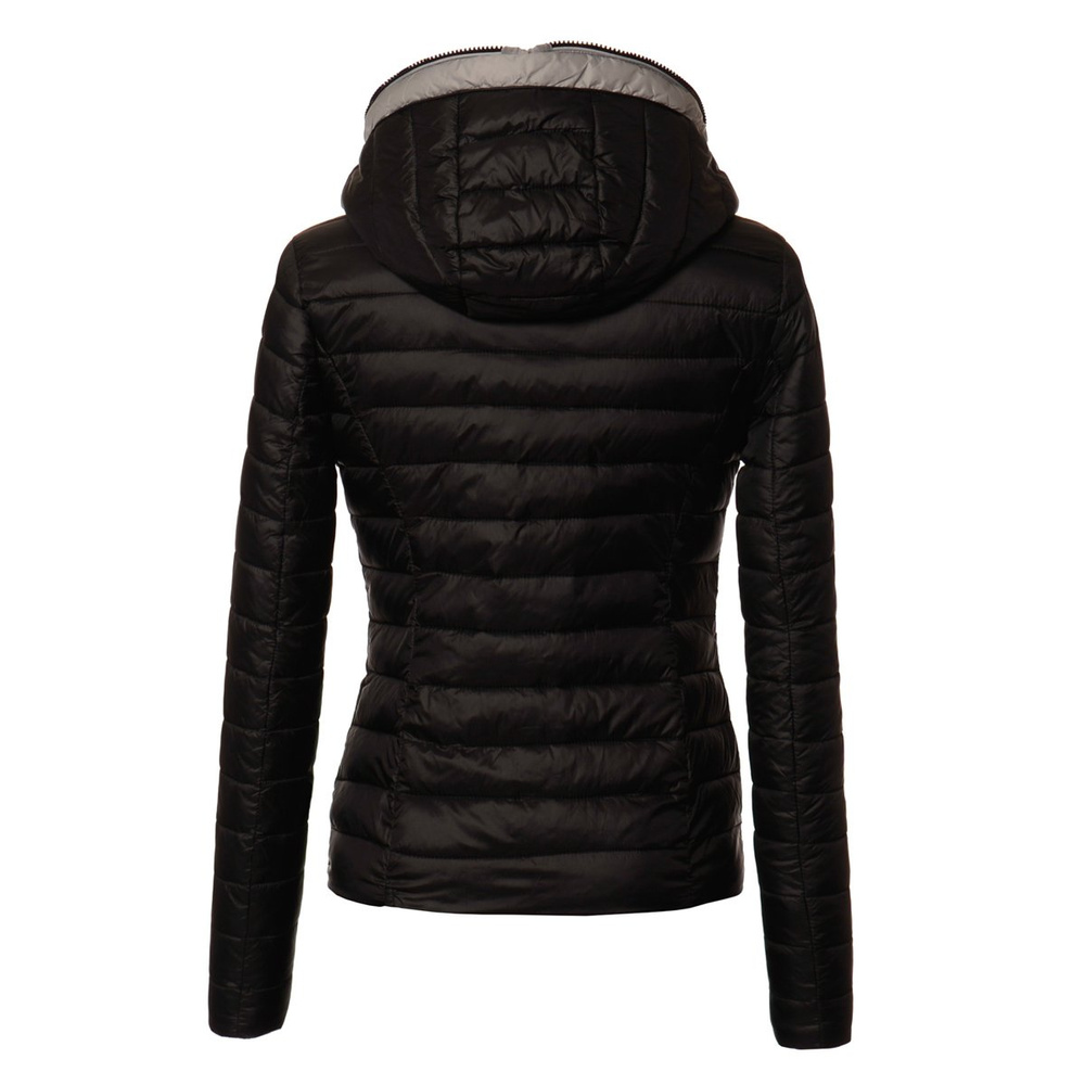 Damska Wiosenna - Jesienna Pikowana Kurtka Ortalionowa Carla Czarna