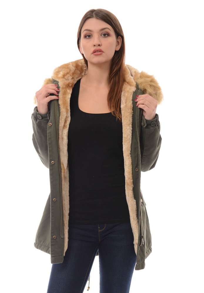 Piękna Damska Kurtka Parka Iwet Zielona ze Złotym Futerkiem
