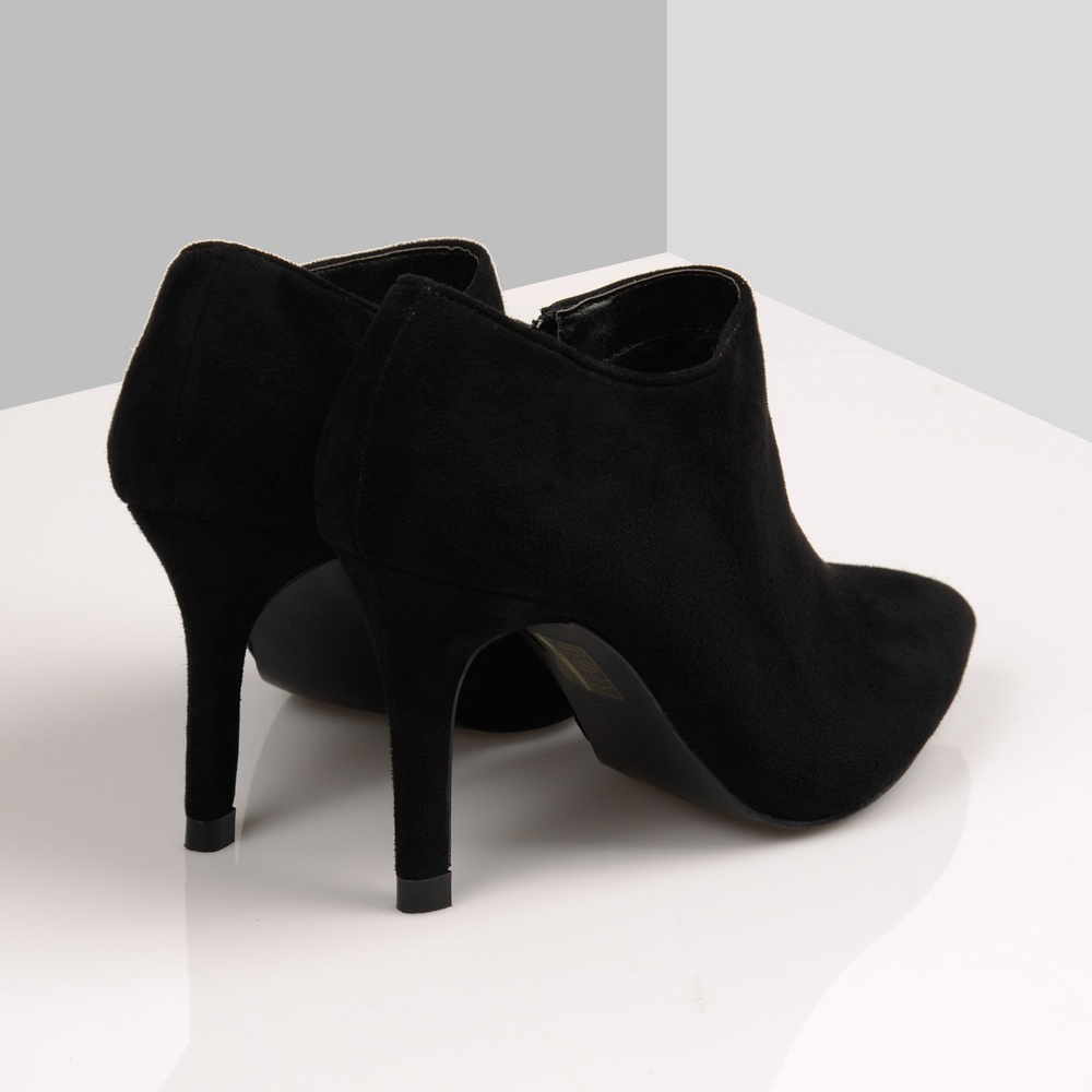 Botki Na Obcasie Szpic Gładkie Czarne