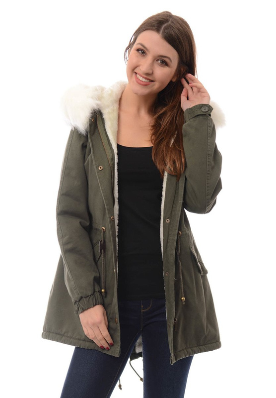 Piękna Damska Kurtka Parka Iwet Zielona z Białym Futerkiem