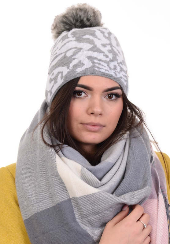 Damska Czapka Biało- Szara